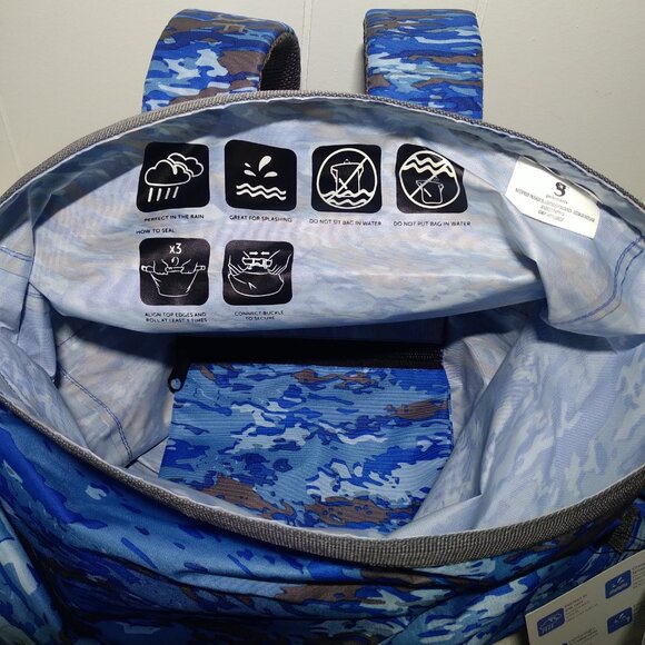 Geckobrands 30L Endeavor Waterproof Lightweight Backpack Ocean Geckoflage NEW - Picture 4 of 13